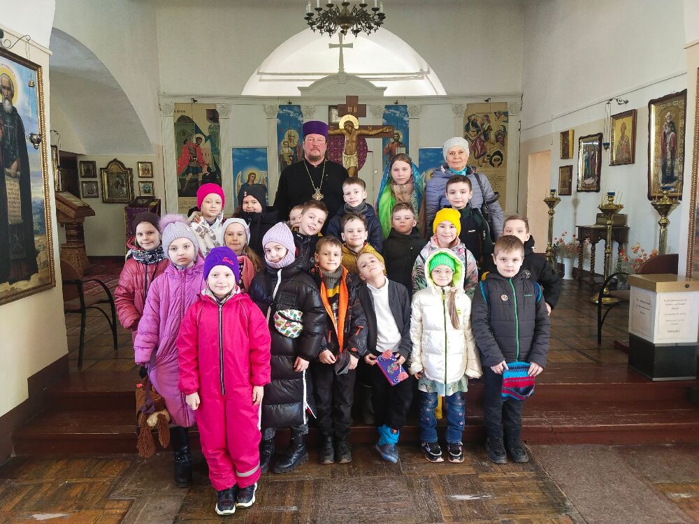 Экскурсия по храму для учащихся 1 и 2 классов МБОУ СОШ 31 г. Владимир.