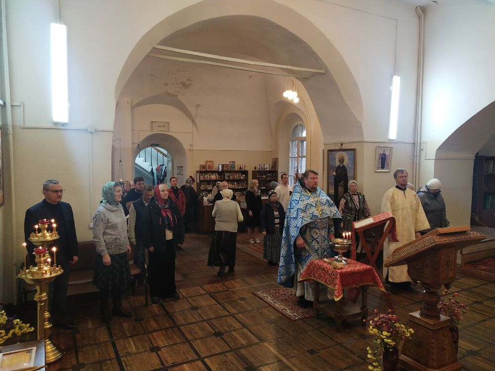 4 ноября - праздник Казанской иконы Пресвятой Богородицы! 